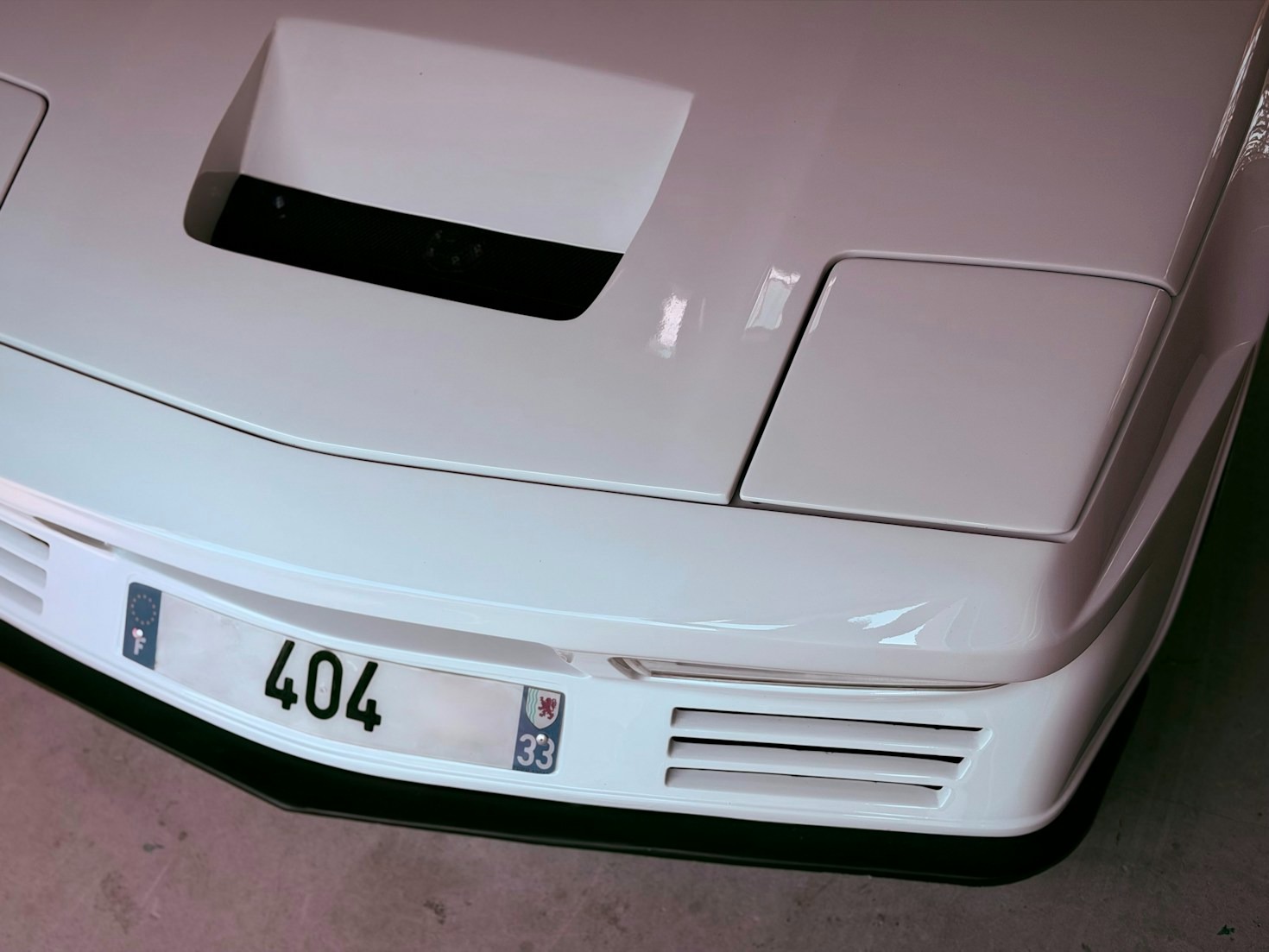 Why Replacement Number Plates Are Essential